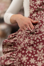 Christmas Apron for Woman with Frill and Pocket