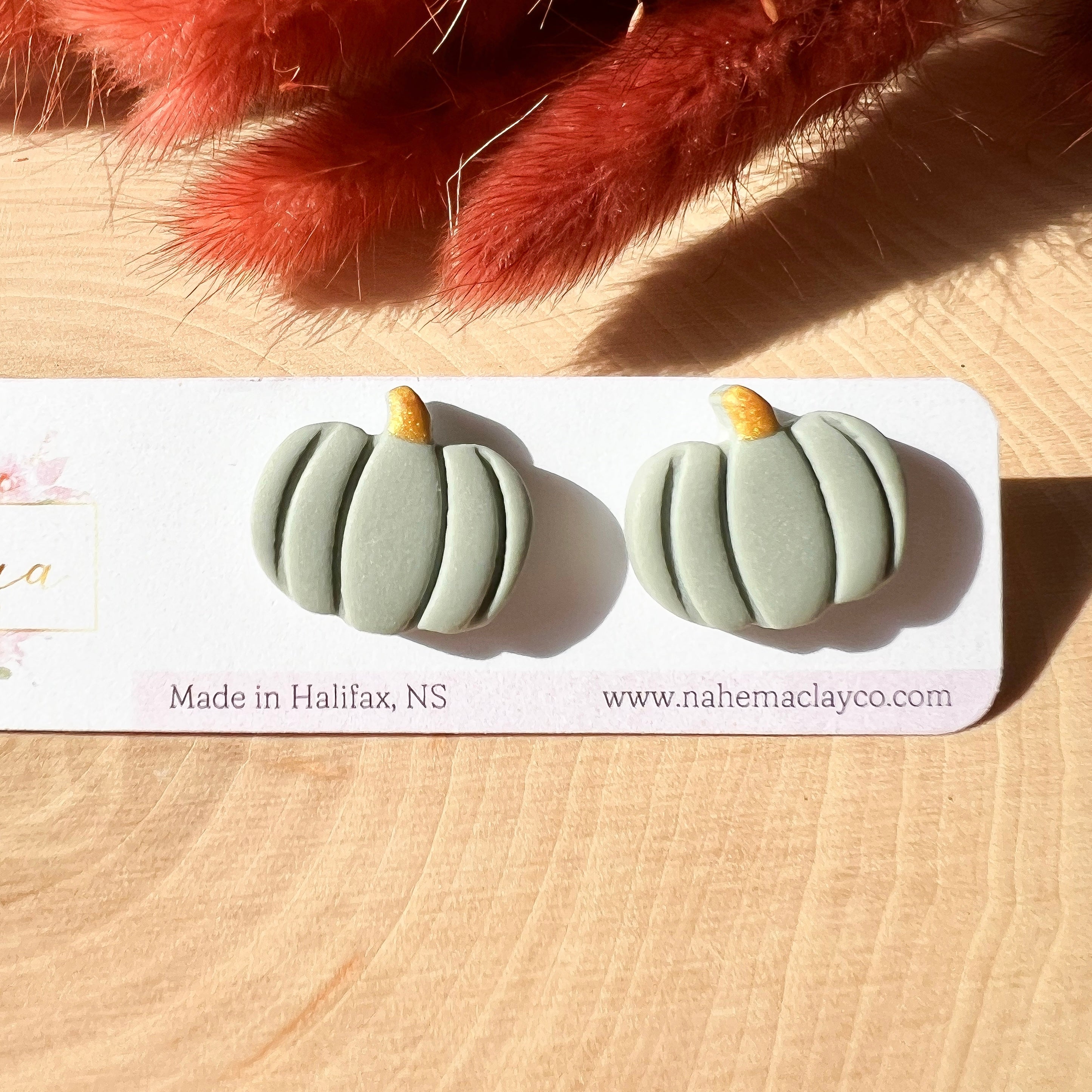 Chic Pumpkin Studs-3