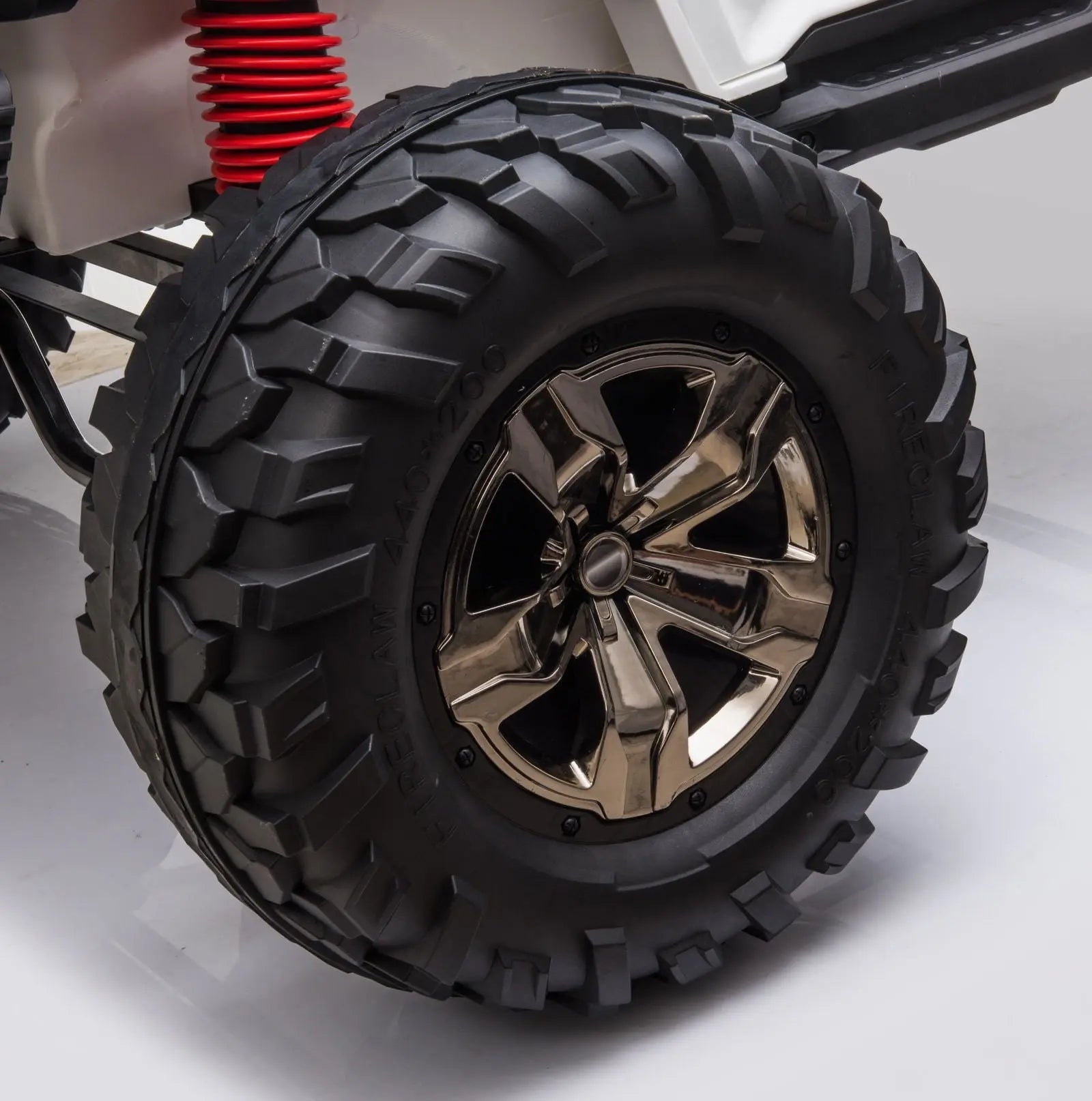 Pneus compatibles pour voitures électriques pour enfants