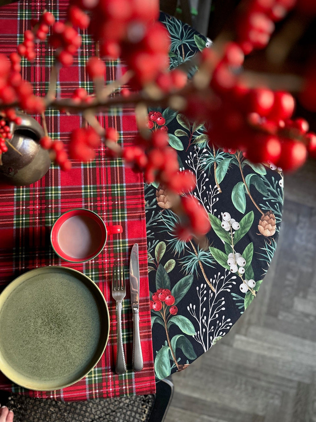 Dark Christmas motive Round Tablecloth, 100% cotton | Christmas Forest
