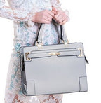 Sac de transport pour chien et chat en cuir vegan gris de créateur