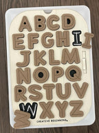 Grand couvercle TROFAST avec ardoise intégrée (lettres majuscules et chiffres) | Couvercle pour table sensorielle | Puzzle tableau noir pour table sensorielle (alphabet et chiffres)